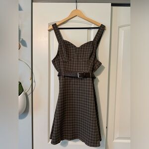 NEVER WORN! Super cute mini dress with belt from Cider, size 1X.